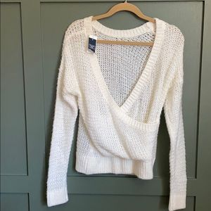 Abercrombie cream knitted sweater-size medium